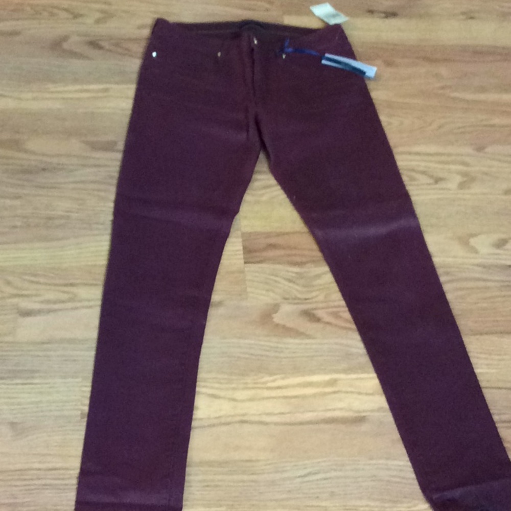 Juicy Couture Skinny Jeans Crimson     NWT - Picture 2 of 7